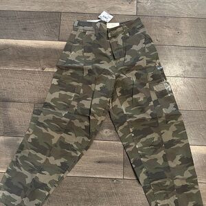 American Eagle Outfitters Camouflage Women Jeans